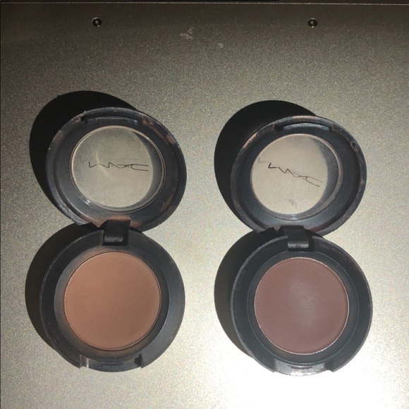 MAC EYESHADOWS // SADDLE AND BROWN SCRIPT - Picture 2 of 2